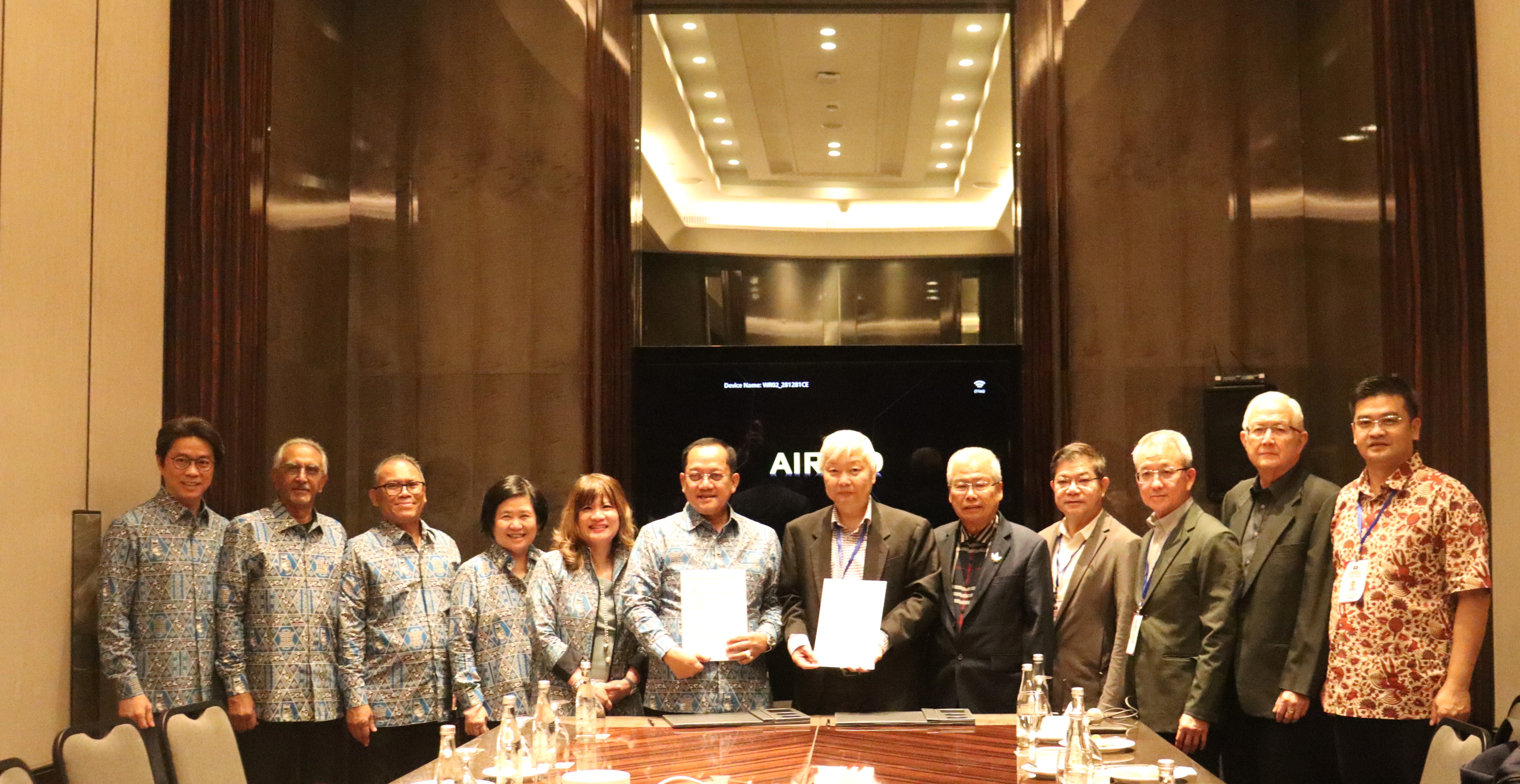 Tandatangani Perjanjian Kerjasama, APINDO & VTAR Institute Dorong Kualitas Pelatihan Vokasi