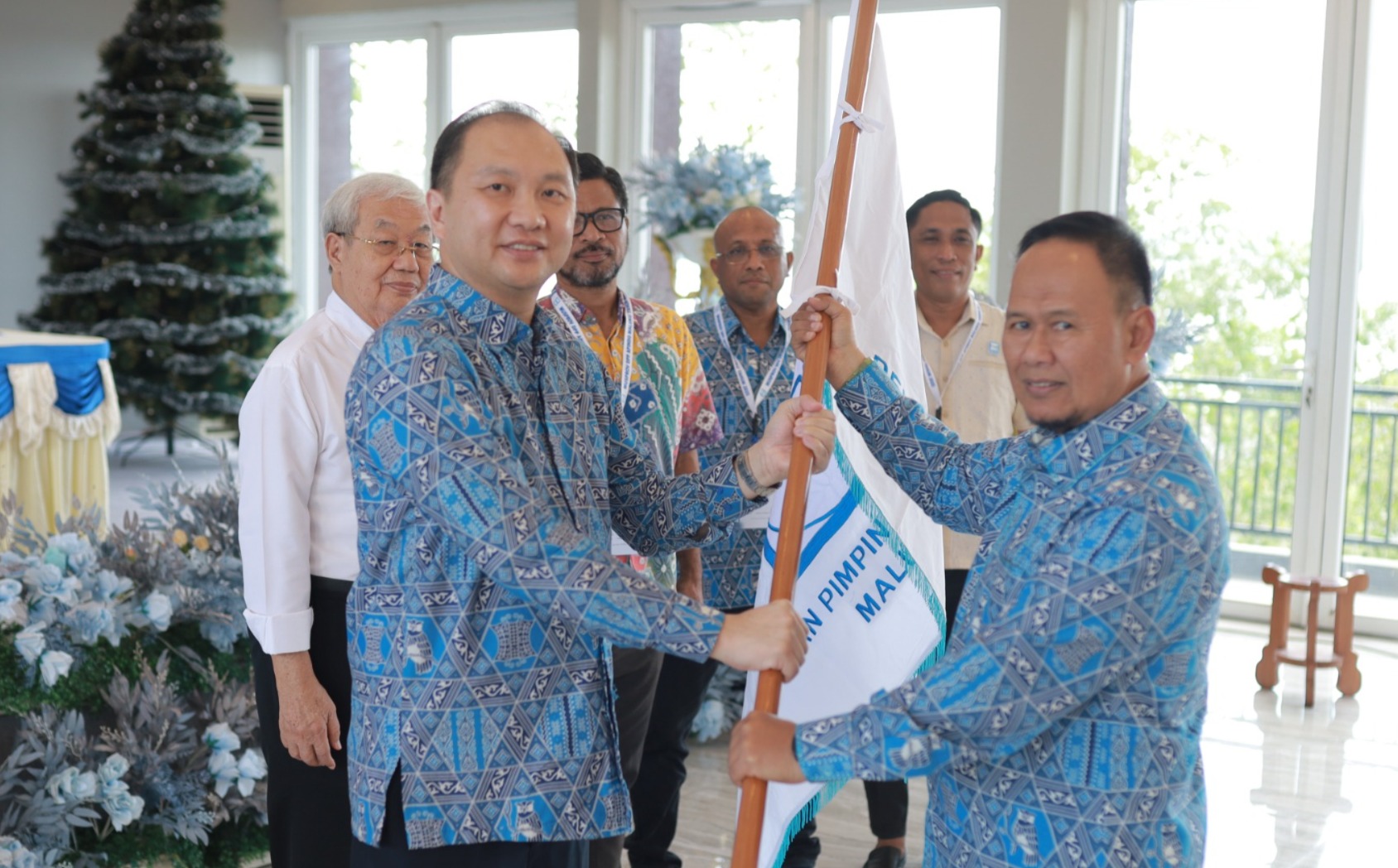 Roberth Tanamal Re-elected as Chairman of DPP APINDO Maluku