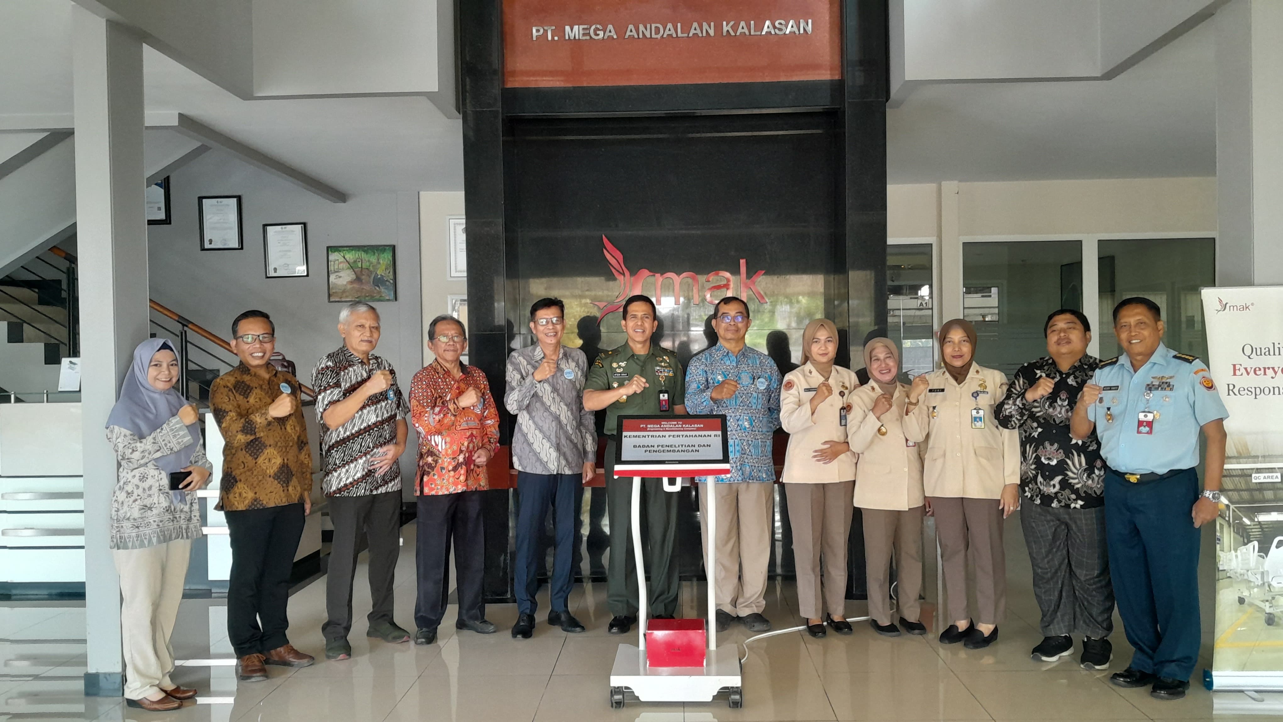 KUNJUNGAN KERJA PUSLITBANG SUMDAHAN KE APINDO DAERAH ISTIMEWA YOGYAKARTA